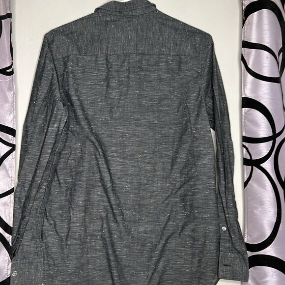 Calvin Klein men’s size small, long sleeve button-down shirt - Picture 10 of 10